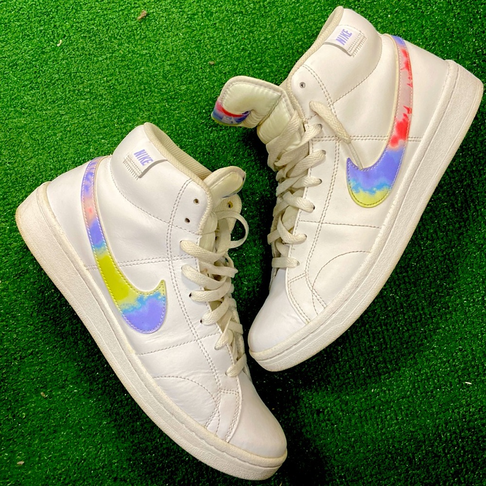 Nike Air Force 1 High '07 LV8 Chenille Swoosh 2018